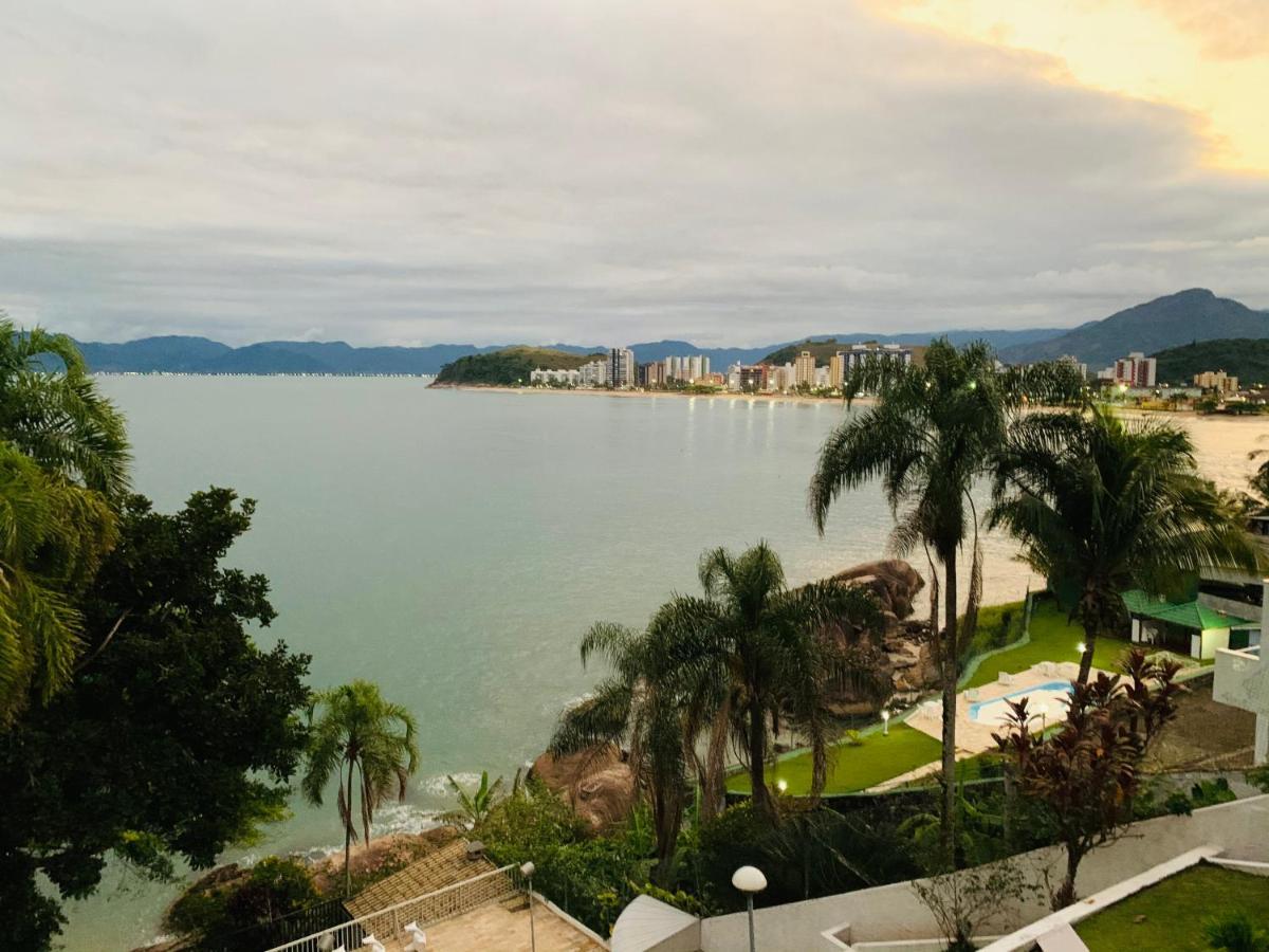 Lindo Duplex Pe Na Areia Com Praia Privativa Карагуататуба Екстер'єр фото